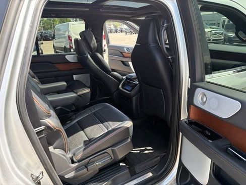 Used 2024 Lincoln Navigator L Black Label AWD/4WD image 29