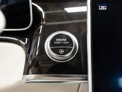 Certified 2023 Mercedes-Benz S 580 4MATIC Sedan image 16