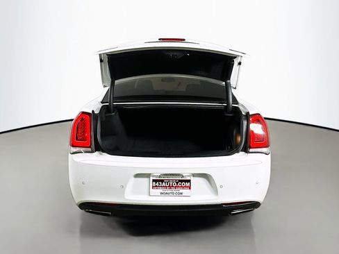 Used 2022 Chrysler 300 S image 35
