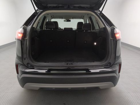 Used 2023 Ford Edge SEL image 29