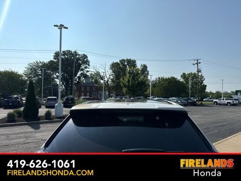 Used 2018 Ford Edge SEL w/ Equipment Group 201A FWD image 7