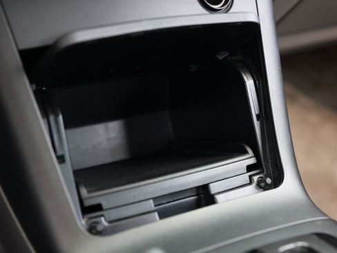 Used 2005 Toyota Camry SE image 37