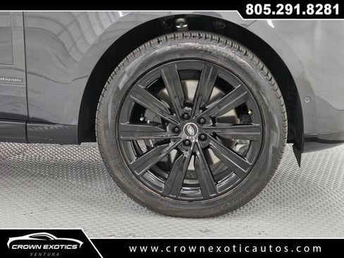 Used 2025 Land Rover Range Rover Autobiography AWD/4WD image 9