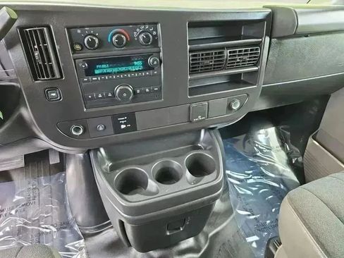 Used 2023 GMC Savana 2500 w/ Driver Convenience Package image 11
