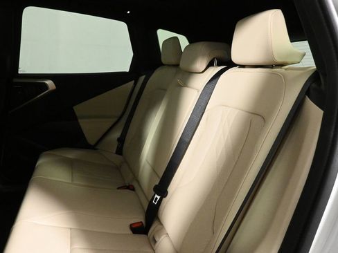 Used 2025 BMW X3 xDrive30i w/ Premium Package image 4