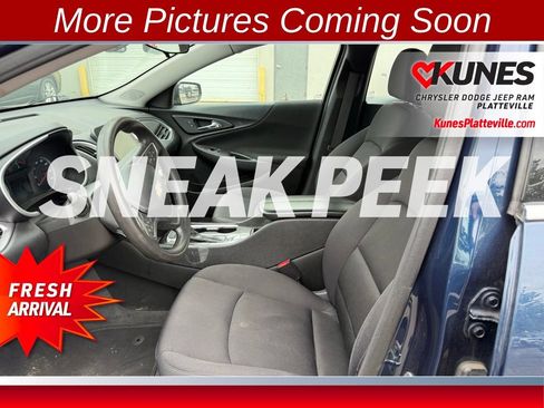 Used 2022 Chevrolet Malibu LT FWD image 13