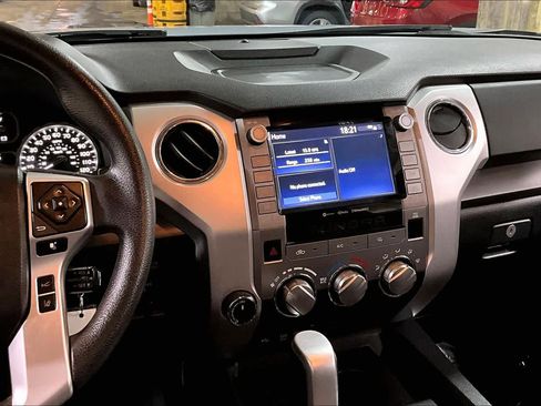 Used 2021 Toyota Tundra SR5 image 7