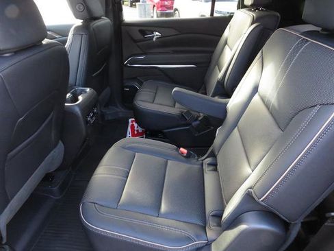 New 2026 Chevrolet Traverse High Country w/ LPO, Floor Liner Package image 18