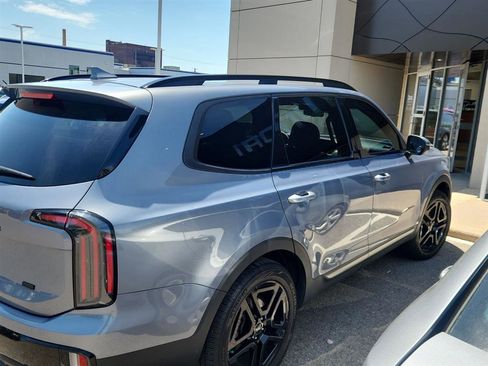 Used 2023 Kia Telluride EX X-Line AWD/4WD image 4
