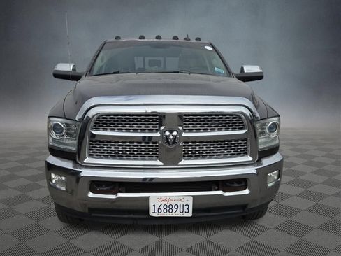 Used 2014 RAM 3500 Laramie w/ Convenience Group AWD/4WD image 2