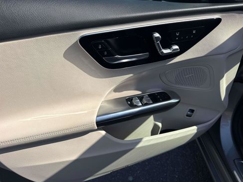 Used 2023 Mercedes-Benz C 300 Sedan w/ Exclusive Trim Package image 19