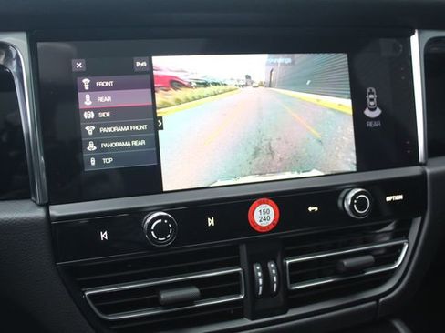 New 2026 Porsche Macan S image 20