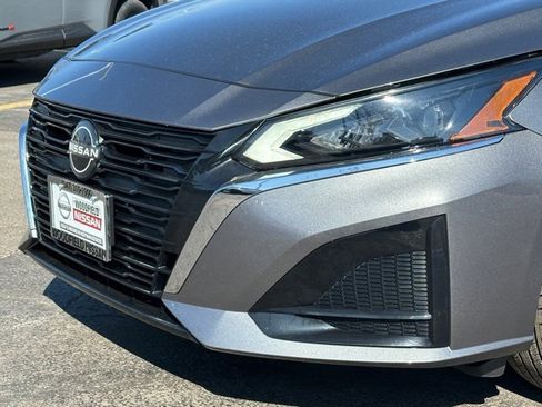 Certified 2023 Nissan Altima 2.5 SV w/ SV Premium Package image 9