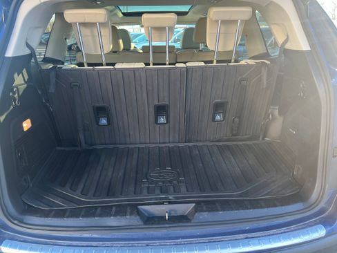 Used 2019 Subaru Ascent Limited w/ Popular Package #2 image 11
