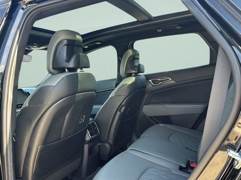 Certified 2023 Kia Sportage X-Line w/ X-Line Premium Package AWD/4WD image 16