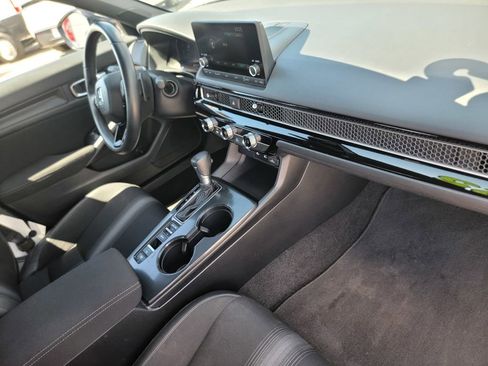 Used 2025 Honda Civic Sport image 24