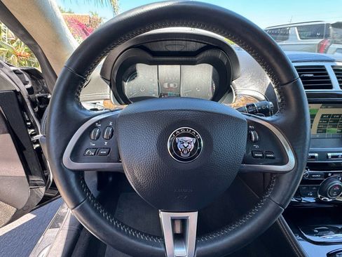 Used 2015 Jaguar XK Coupe image 11