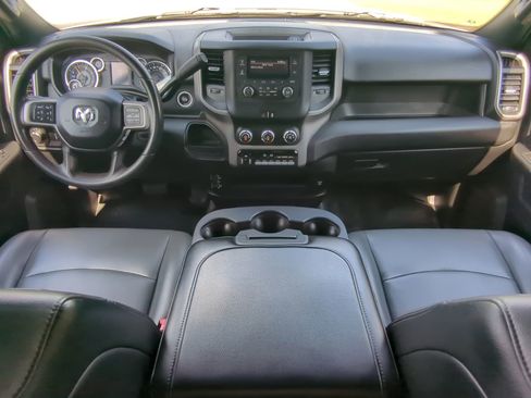 Used 2021 RAM 5500 Tradesman w/ Chrome Appearance Group image 13