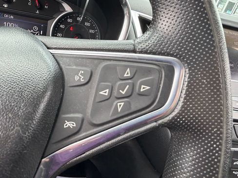 Used 2022 Chevrolet Equinox LT AWD/4WD image 27