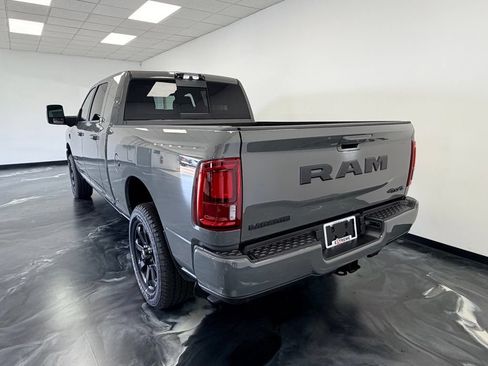 New 2026 RAM 2500 Laramie AWD/4WD image 21