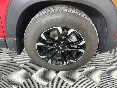Used 2021 Chevrolet TrailBlazer LT w/ Driver Confidence Package AWD/4WD image 18