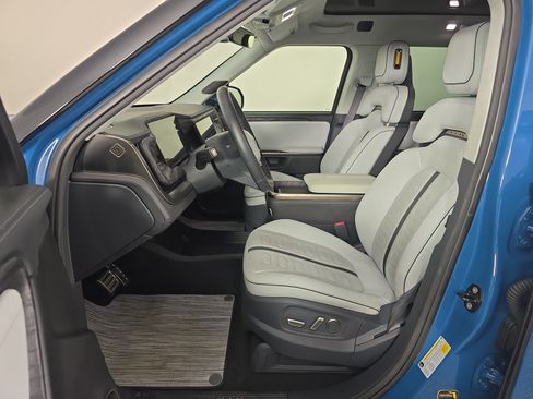 Used 2022 Rivian R1T Adventure AWD/4WD image 20