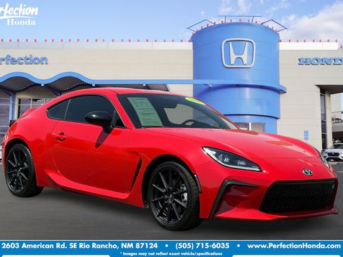 Used 2025 Toyota GR86 Premium w/ ALL Weather Mat Package (TMS) RWD image 1