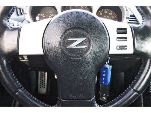 Used 2005 Nissan 350Z Grand Touring image 13