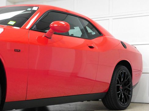 Used 2015 Dodge Challenger R/T Plus RWD image 18