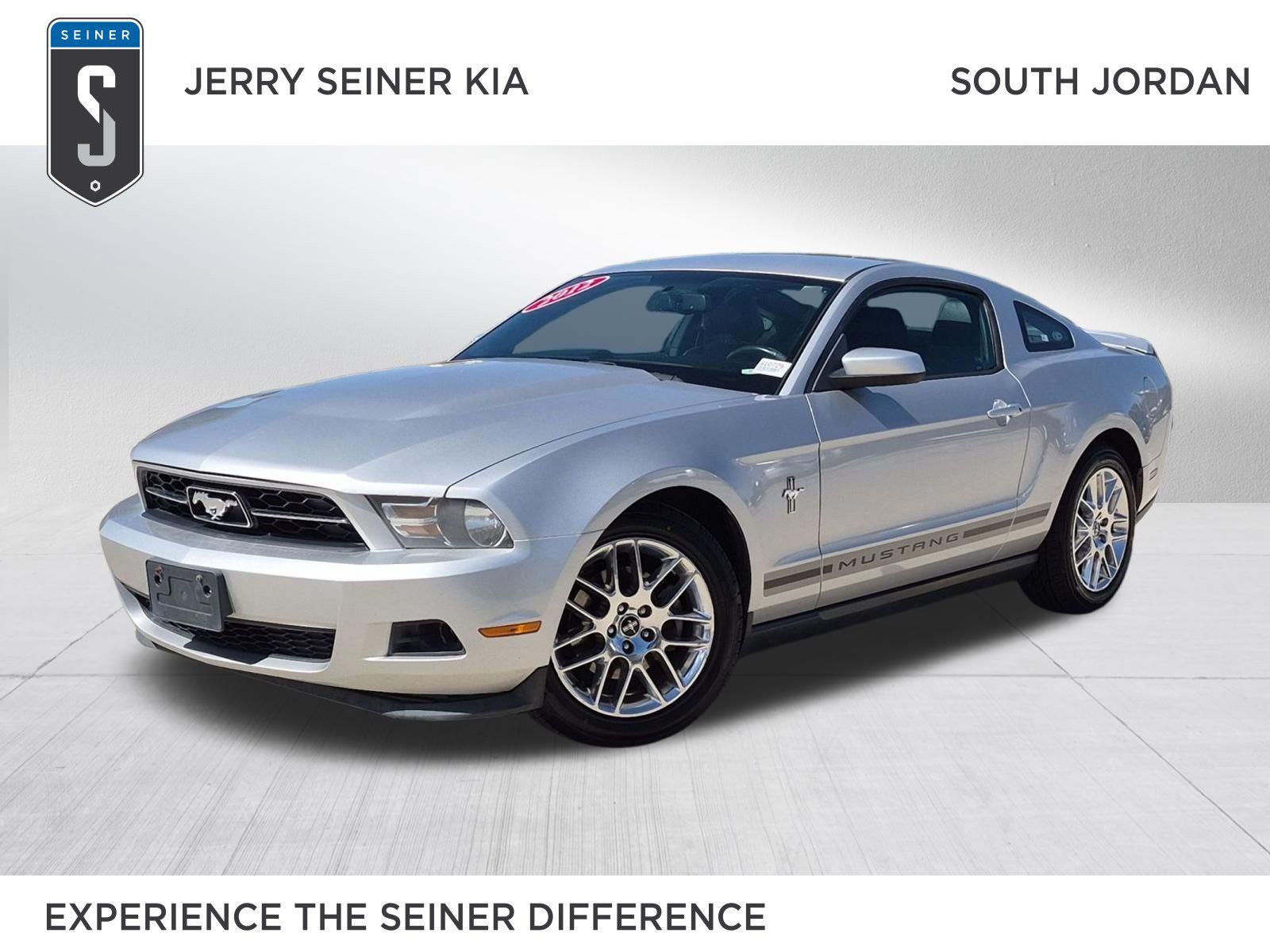 Used 2012 Ford Mustang Premium RWD image 1