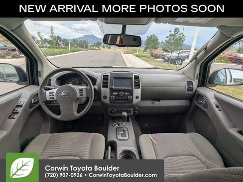 Used 2020 Nissan Frontier SV w/ Midnight Edition Floor Mats AWD/4WD image 12