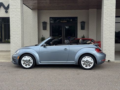 Used 2019 Volkswagen Beetle 2.0T Final Edition SEL image 11