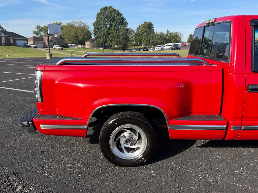 Used 1994 GMC Sierra 1500 2WD Regular Cab image 9