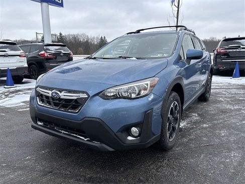 Used 2022 Subaru Crosstrek 2.0i Premium w/ Moonroof Package image 5