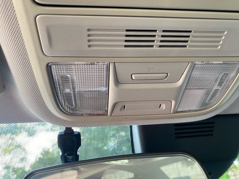 Used 2018 Honda Accord LX image 18