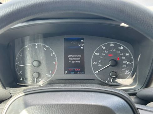 Used 2025 Toyota Corolla LE FWD image 29