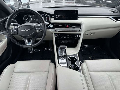 Used 2024 Genesis G70 2.5T image 13