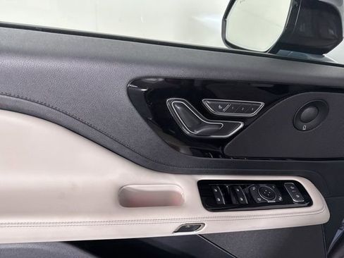 New 2025 Lincoln Aviator Reserve w/ Jet Appearance Package image 16