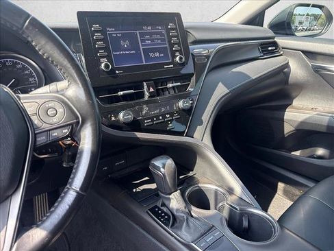 Certified 2022 Toyota Camry SE FWD image 16