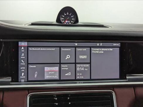 Used 2018 Porsche Panamera 4S image 27