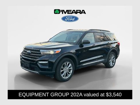 Used 2022 Ford Explorer XLT w/ Equipment Group 202A image 1