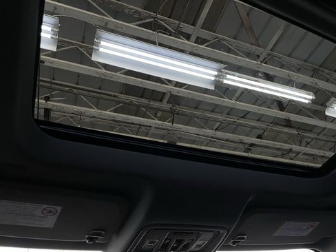 Used 2021 Chevrolet Silverado 2500 LTZ w/ LTZ Plus Package image 38