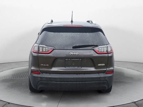 Used 2020 Jeep Cherokee Latitude Plus w/ Cold Weather Group AWD/4WD image 4