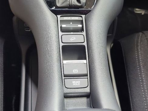 New 2026 Honda HR-V LX image 19