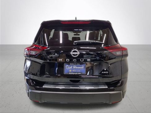 Used 2026 Nissan Rogue SV w/ Cold Weather Package AWD/4WD image 13