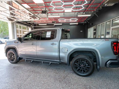 Used 2020 GMC Sierra 1500 Elevation w/ Elevation Value Package image 2