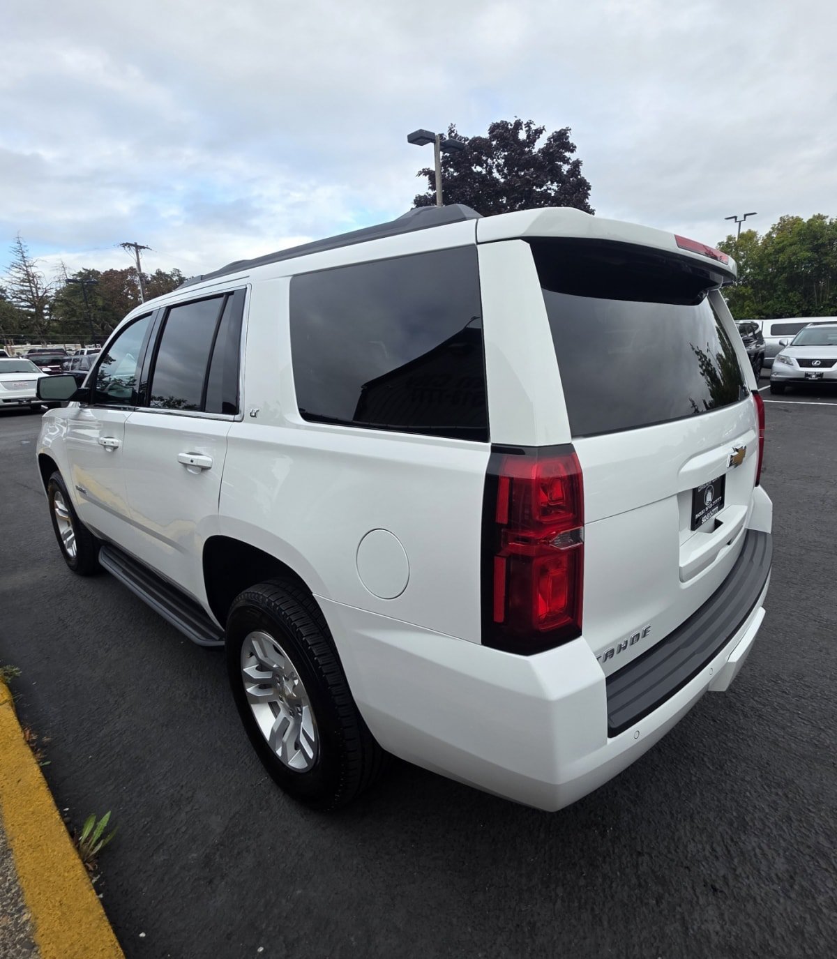 Used 2019 Chevrolet Tahoe LT AWD/4WD image 4