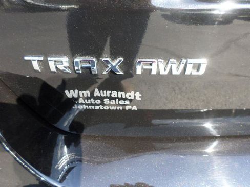 Used 2019 Chevrolet Trax LT w/ LT Convenience Package image 39