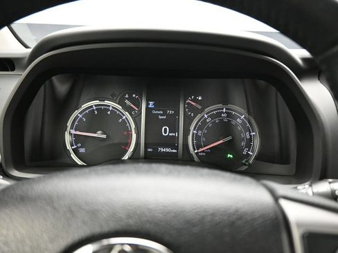 Used 2021 Toyota 4Runner Limited AWD/4WD image 17