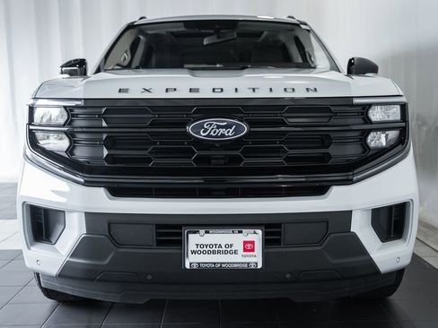 Used 2025 Ford Expedition Max Active image 2